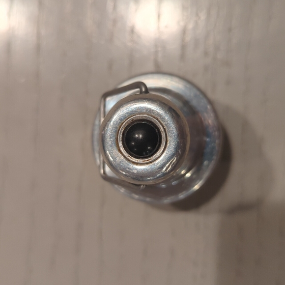 Vintage pressure cooker regulator/jiggler - Picture 2 of 5